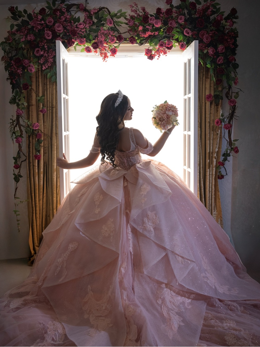 Elegant Pink Ball Gown Dress with Lace Appliqué